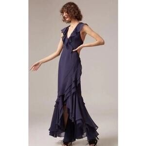 C/MEO COLLECTIVE Be About You Navy V-Neckline Long Gown Dress Size Medium
